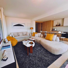 VILLTAK SAINT-TROPEZ by VILLTAK Collection